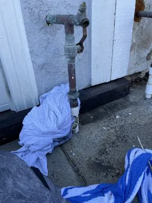 Phill's Plumbing Logo