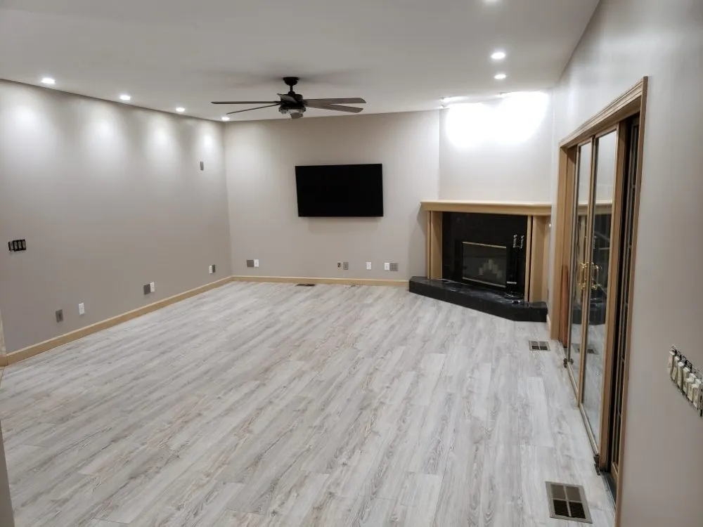 Slide of PICH Company