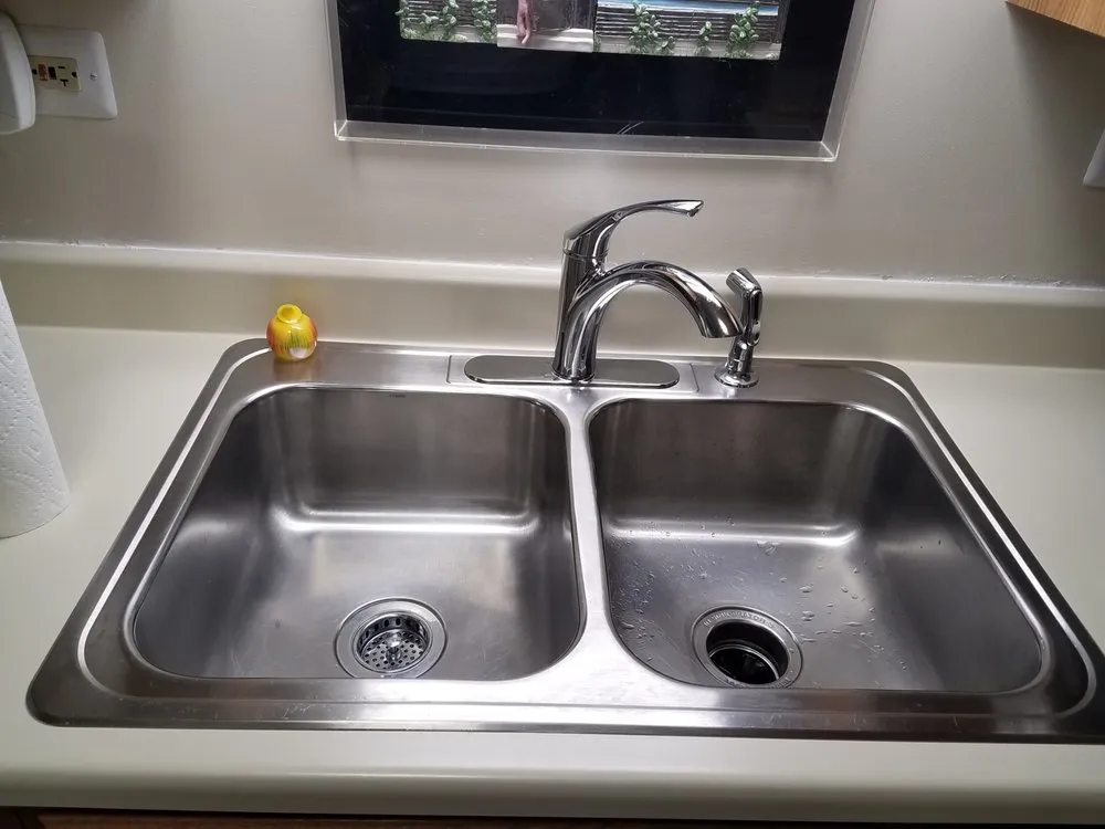 Slide of Pinnacle Construction Group