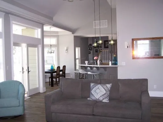 Pinnacle Home Inspections Logo