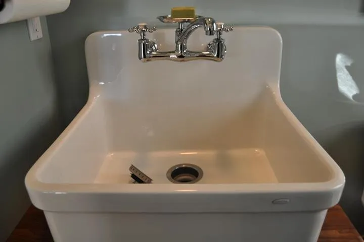 Slide of Pinnacle Plumbing