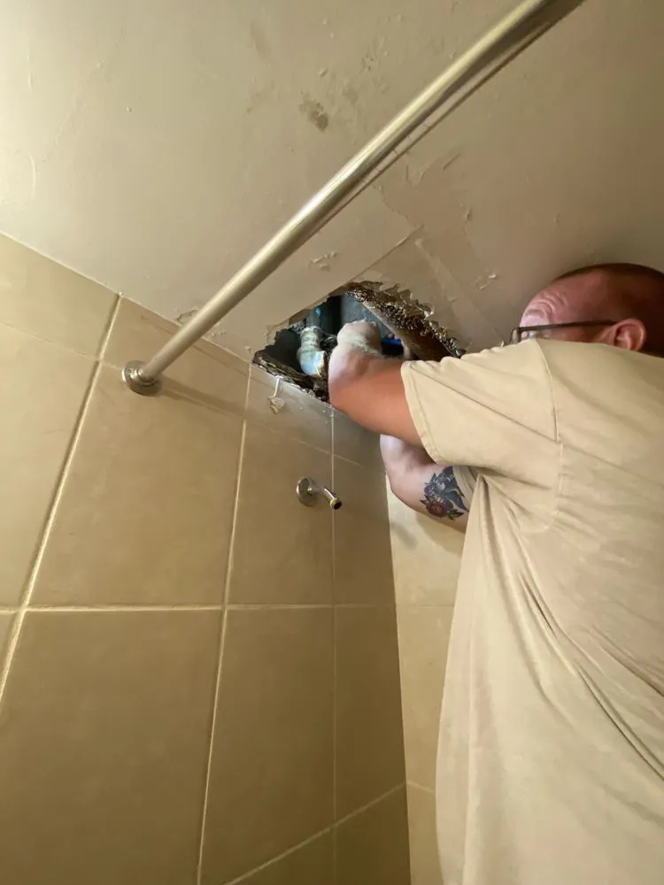 Slide of Pinnacle Plumbing