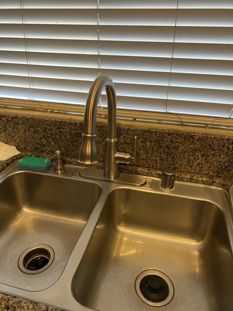 Slide of Pinnell's Handyman Service