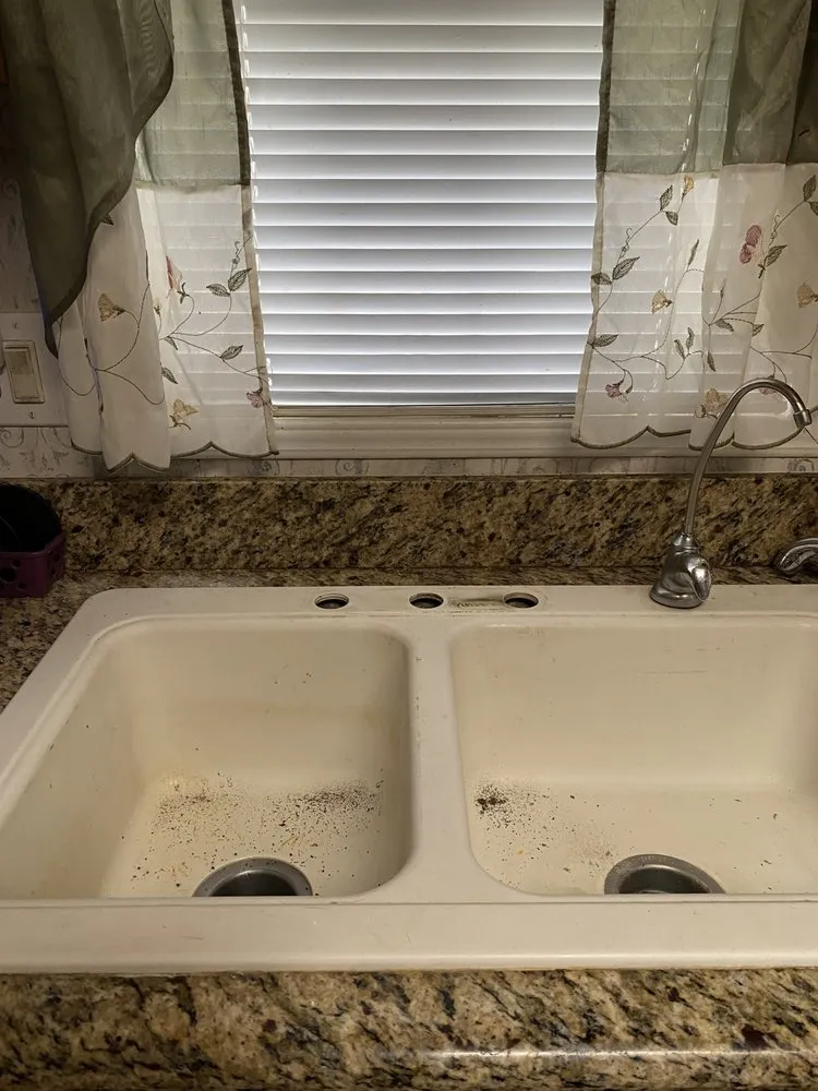 Slide of Pinnell's Handyman Service