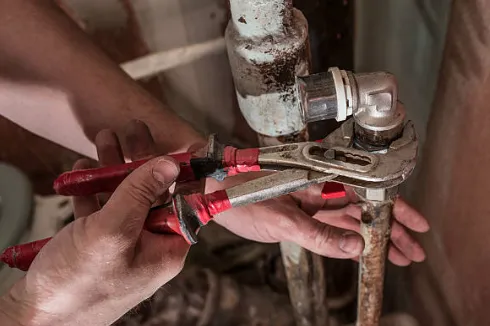 Slide of Pipe Fix 911