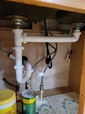 Pipe Line Plumbing Logo