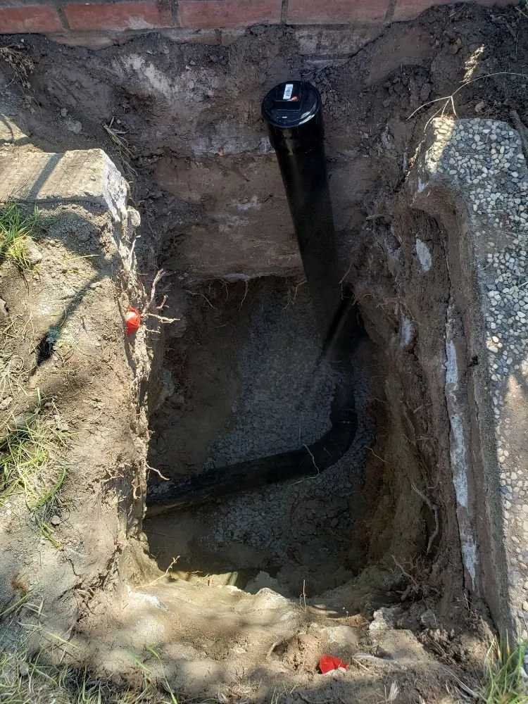 Slide of Pipe-Thru Trenchless Plumbing