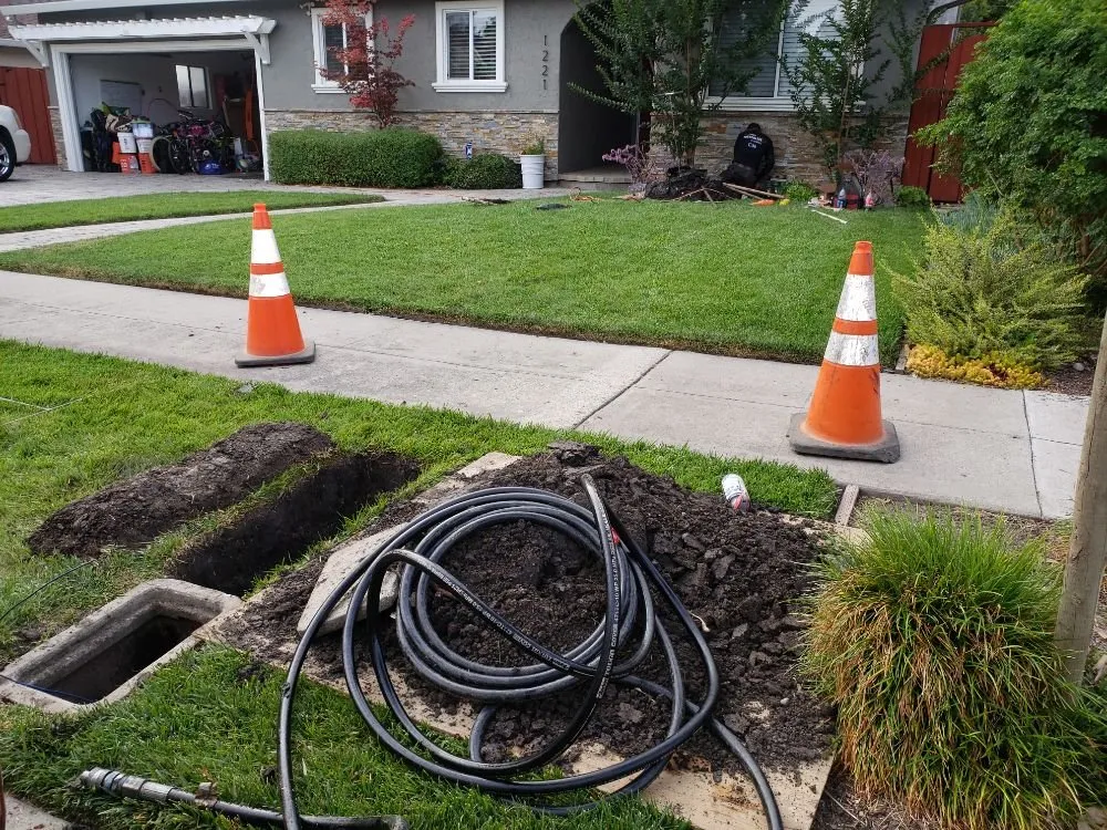 Slide of Pipe-Thru Trenchless Plumbing