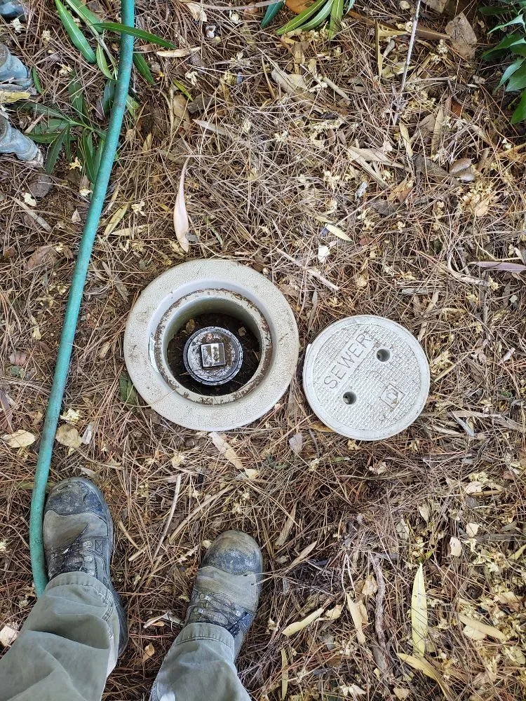 Slide of Pipe-Thru Trenchless Plumbing