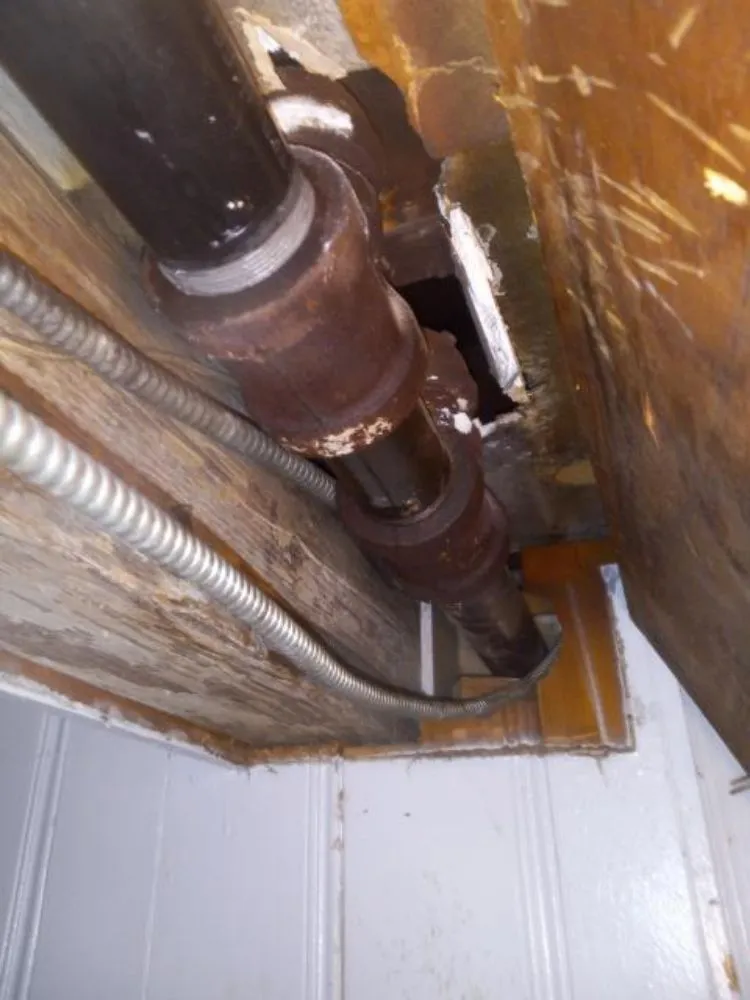 Slide of Pipes & Boots