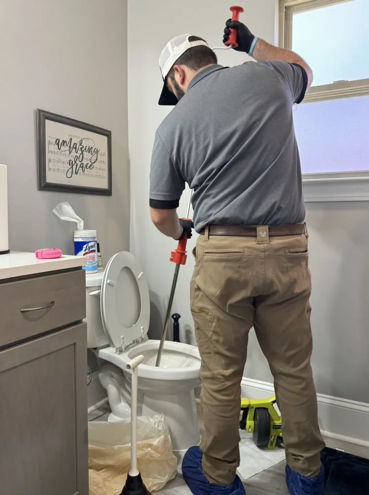 Expert water heater service service in Easley, SC - Pittmans Plumbing Services