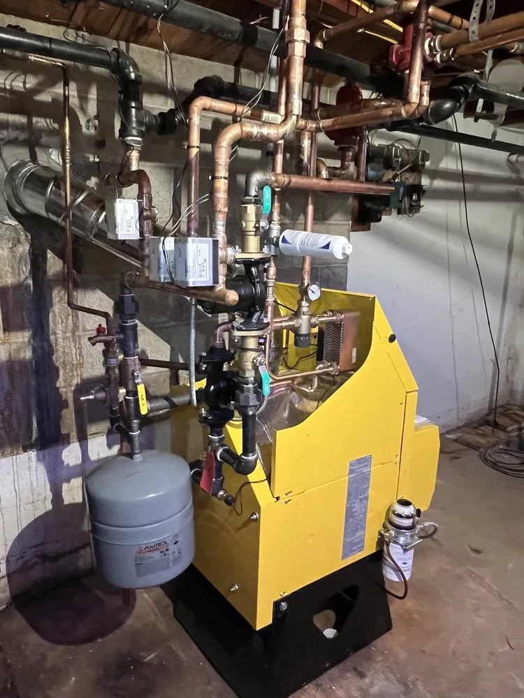 Slide of PJ Linskey Residential Mechanic