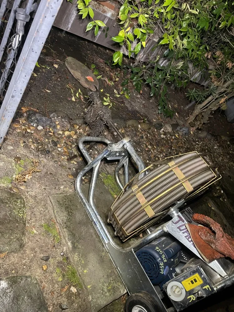 Slide of Platinum Plumbing And Drains