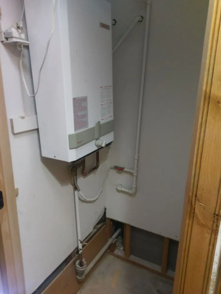 Top-rated water heater service in Scottsdale, AZ by Platinum Services