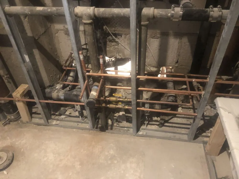 Slide of Pllumai Contracting