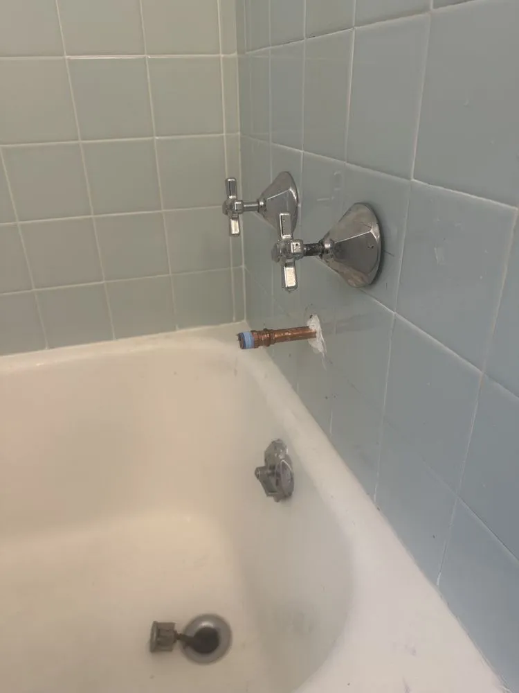 Slide of Pllumai Contracting