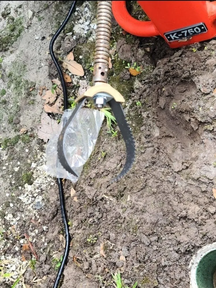 Slide of Plomero Destapes