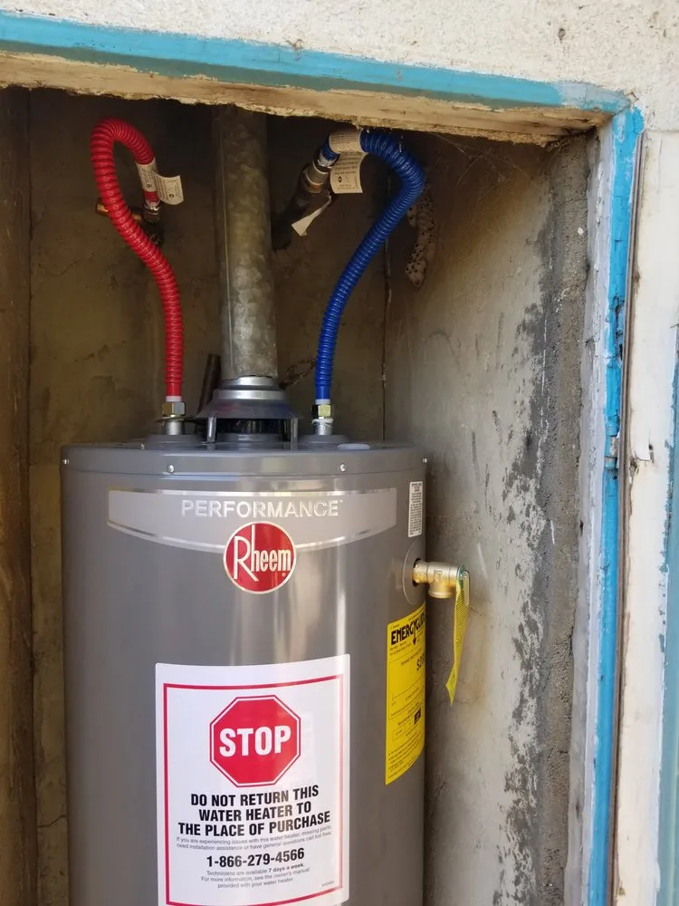 Slide of Plomero Express