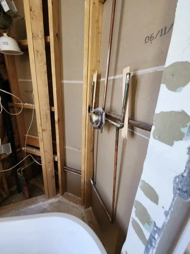 Slide of Plomero Paisano