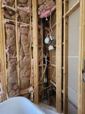 Plomero Paisano Logo