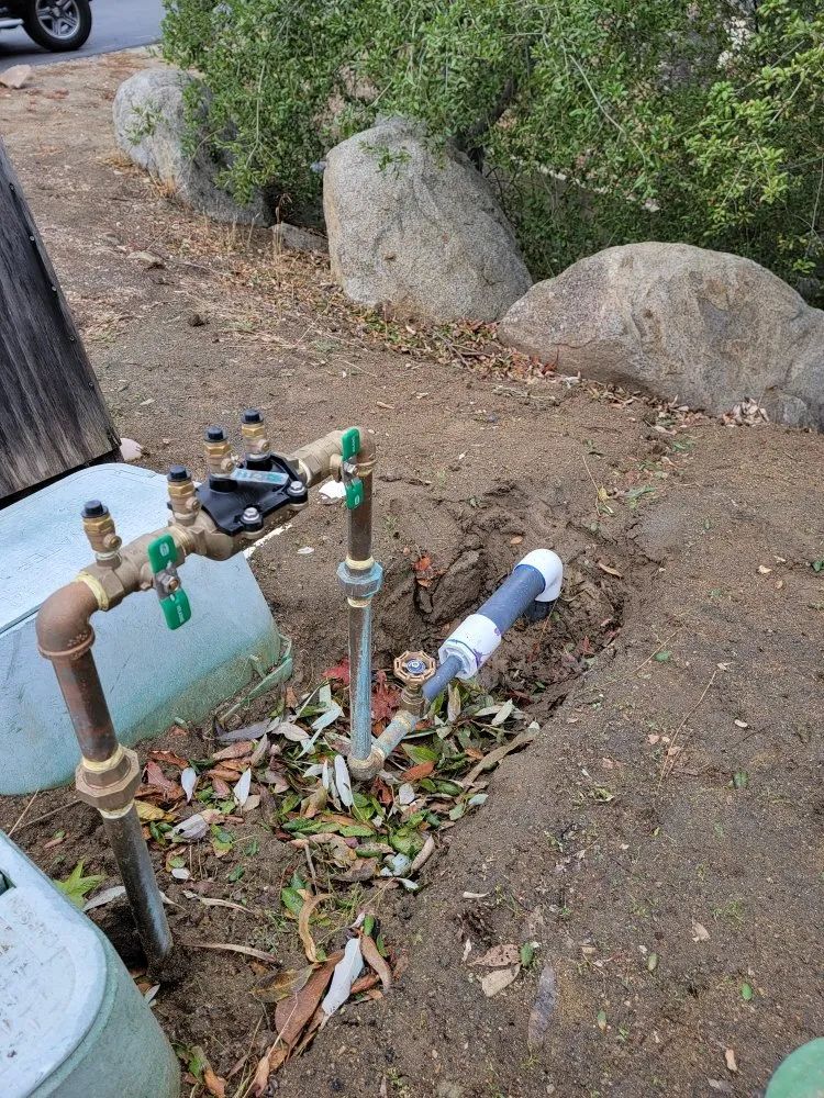 Slide of Plomero Plumbing Pg