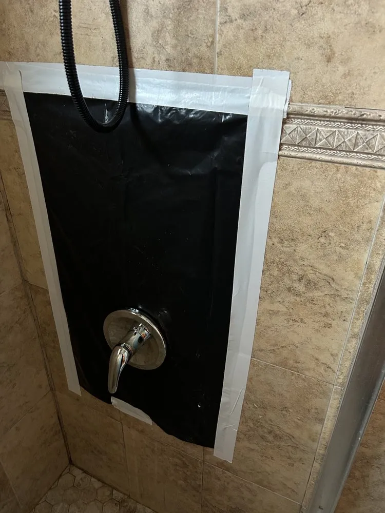 Slide of Plomeros Leon