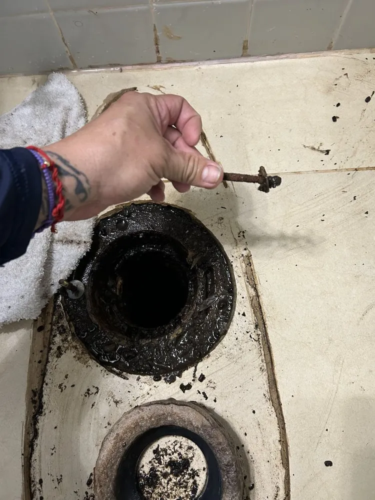 Slide of Plomeros Leon