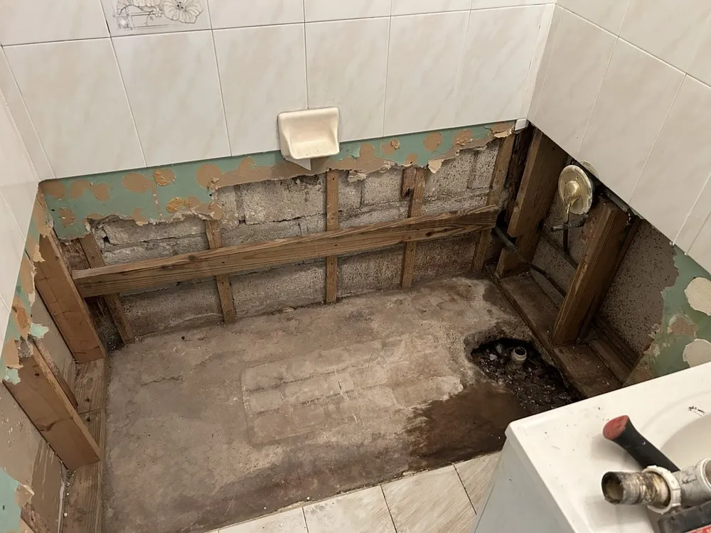 Slide of Plomeros Leon