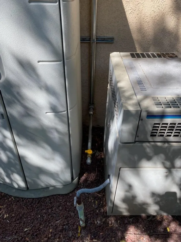 Slide of Plumb Bee Plumbing