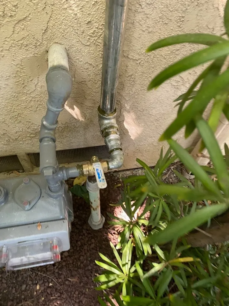 Slide of Plumb Bee Plumbing