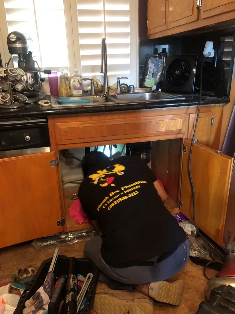 Slide of Plumb Bee Plumbing