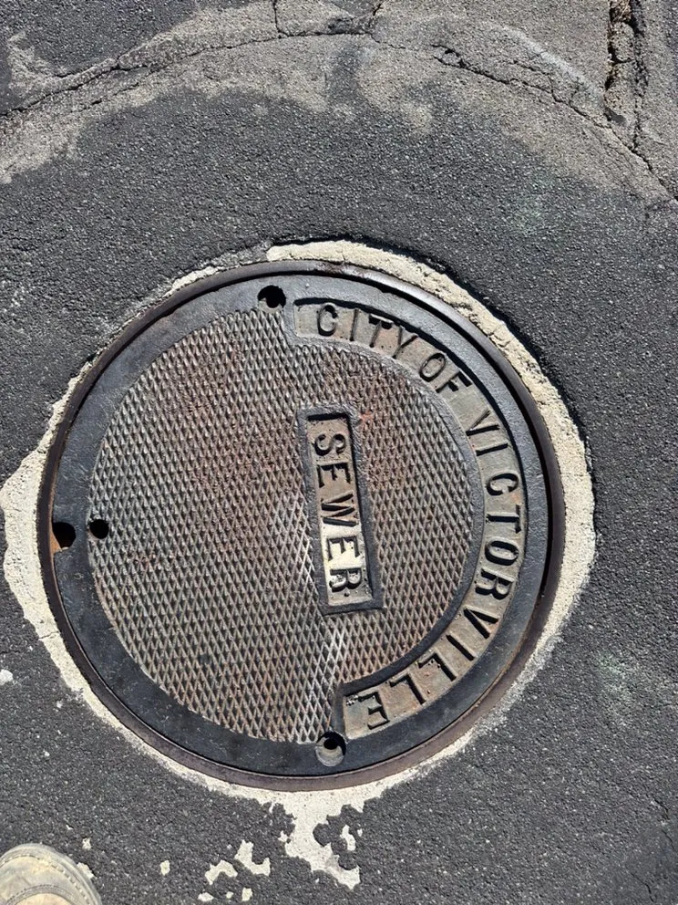 Slide of Plumb Bee Plumbing