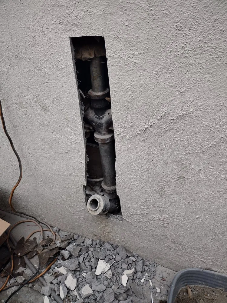 Slide of Plumbdawg plumbing