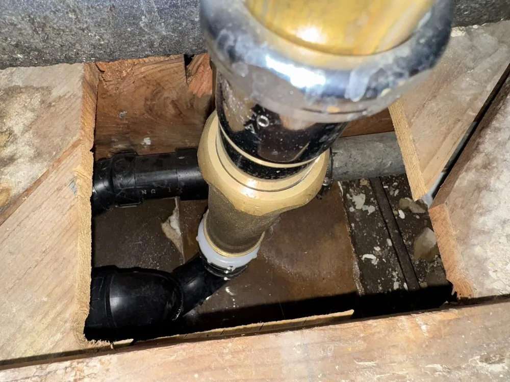 Expert water heater service experts serving Union City, CA - Plumbing Connection