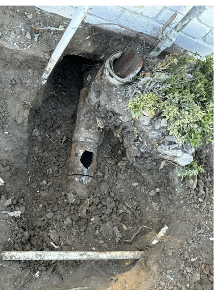 Slide of Plumbing Geek