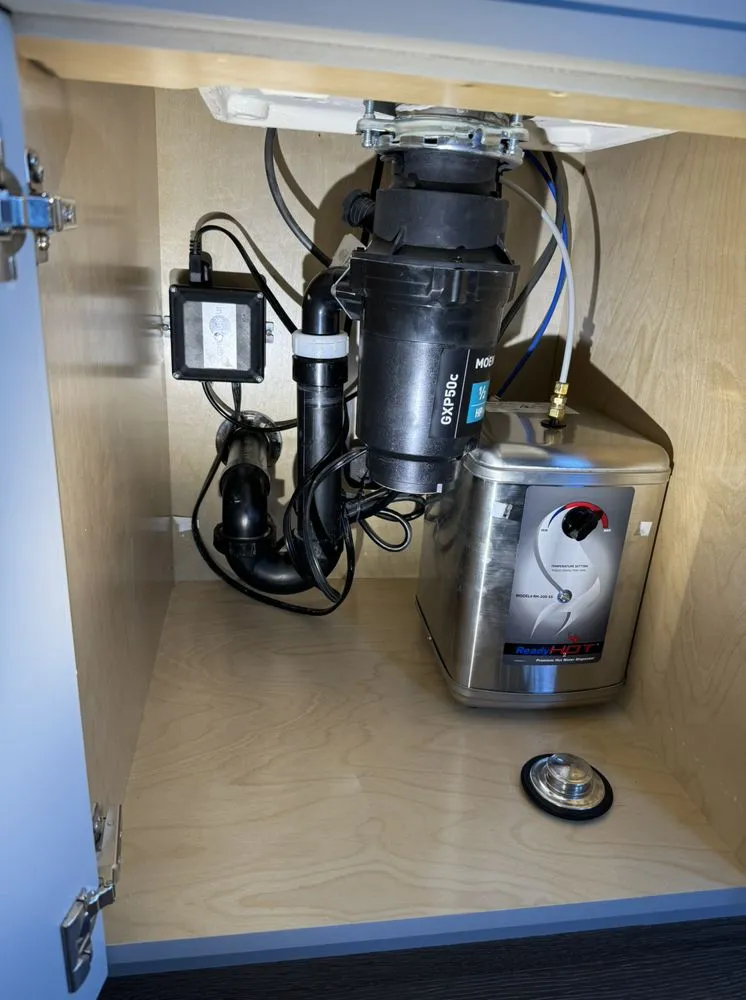 Slide of Plumbing Palacios