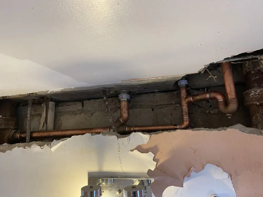 Slide of Plumbing pros