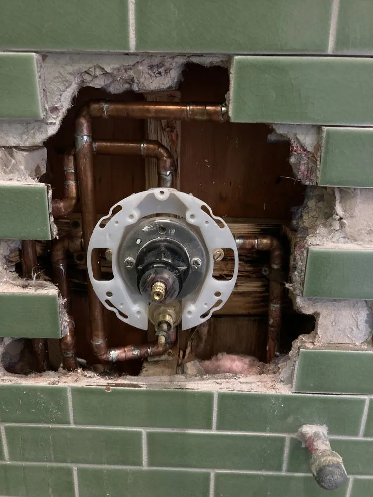 Slide of Plumbing Services