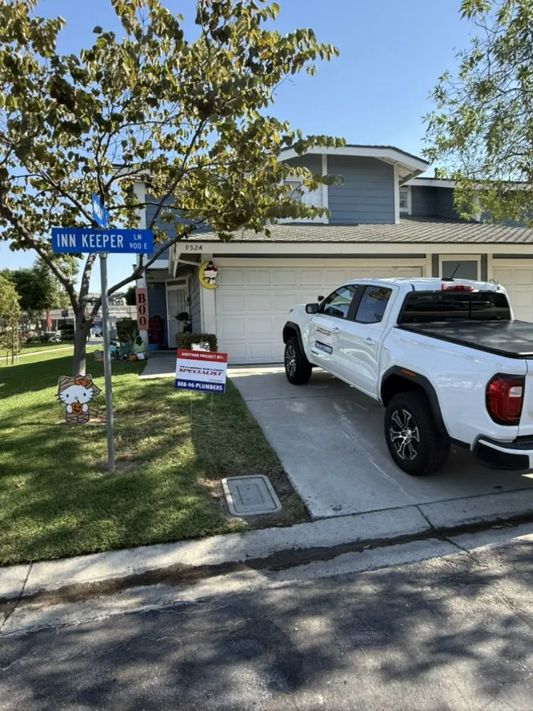 Slide of Plumbing Solution Specialist