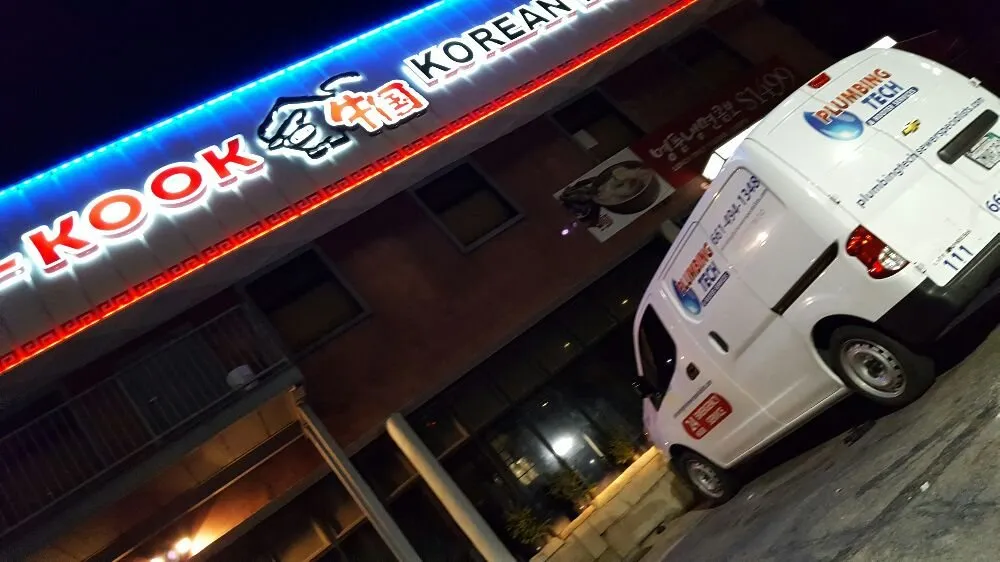 Professional leak detection experts serving Palmdale, CA - Plumbing Tech & Rooter Services