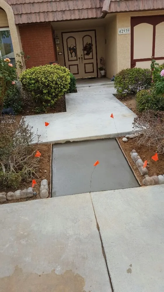 Slide of Plumbing Tech & Rooter Services