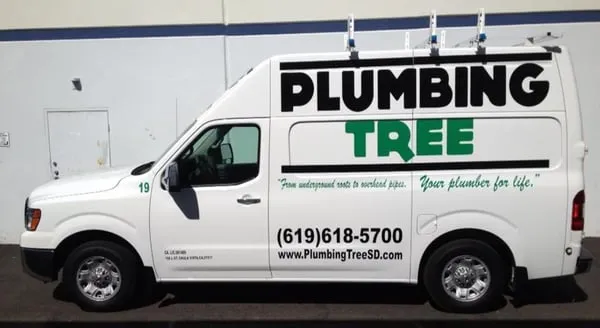 Plumbing Tree Logo
