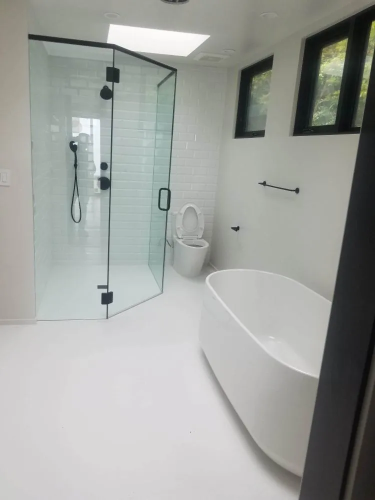 Emergency pipe repair in San Fernando Valley, CA by Plumbing Valle