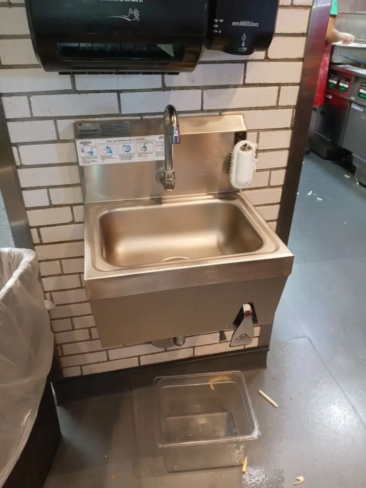 Emergency emergency plumbing service in Bakersfield, CA - Plumbing Works and Rooter