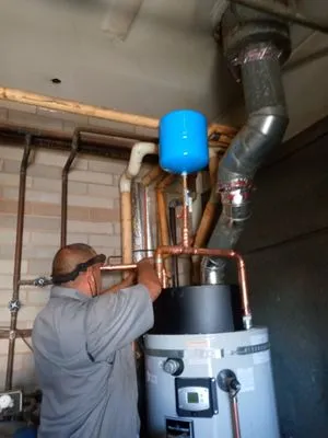 Plumbing Works and Rooter Logo