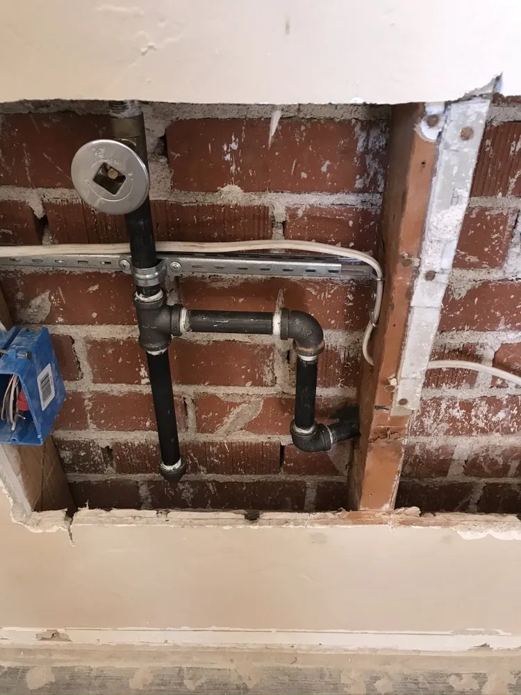 Slide of Plumbologist