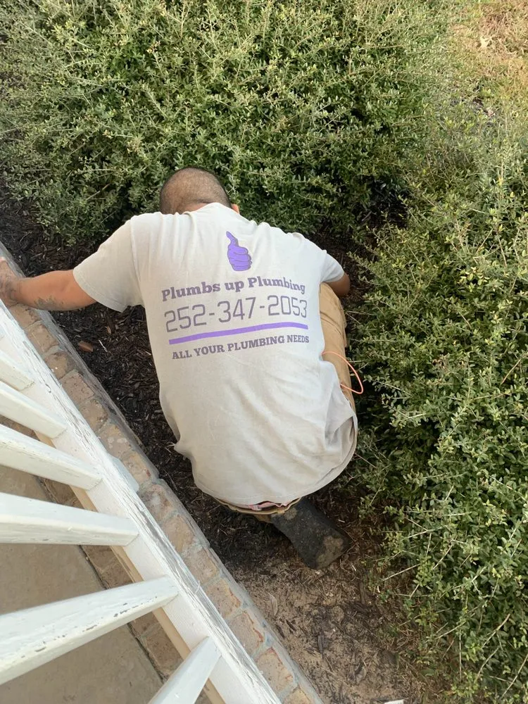 Slide of Plumbs Up Plumbing