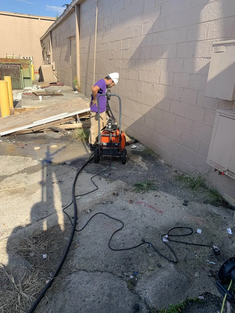 Slide of Plumbs Up Plumbing