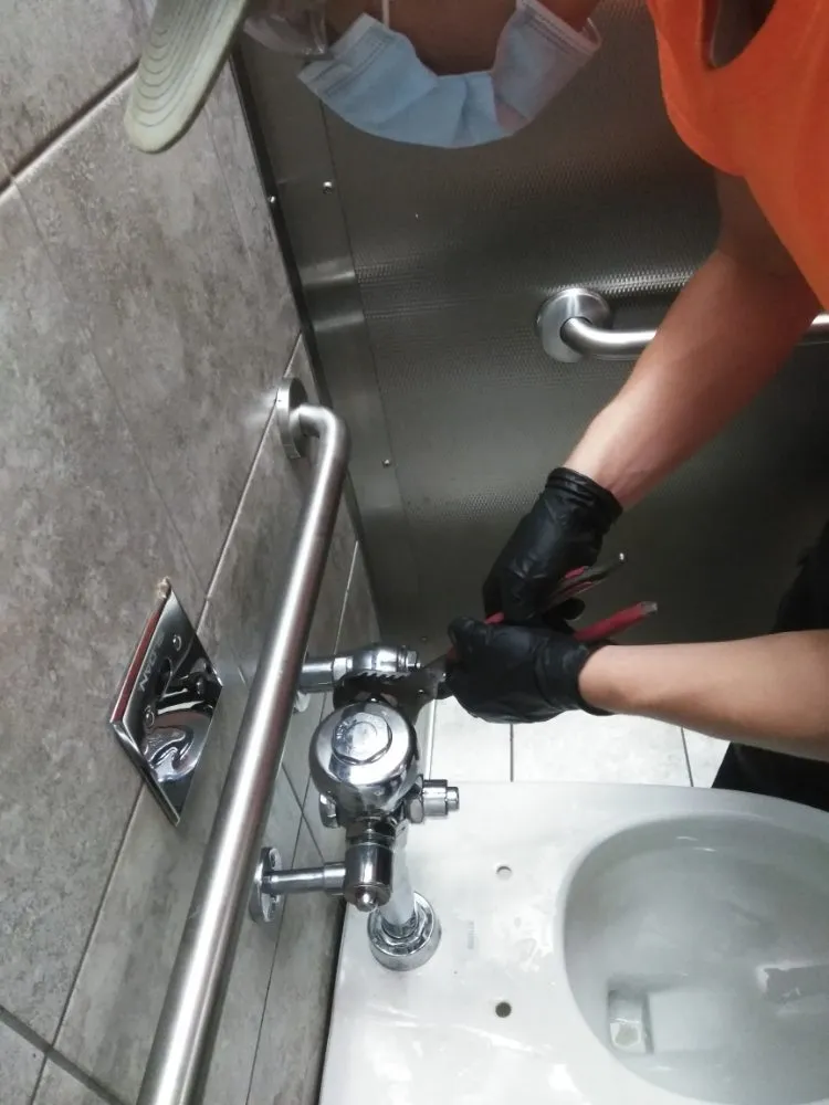 Slide of Plumbsquads