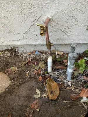 Plumbum Plumbing & Rooter Service Logo